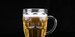 啤酒杯商标注册属于哪一类?