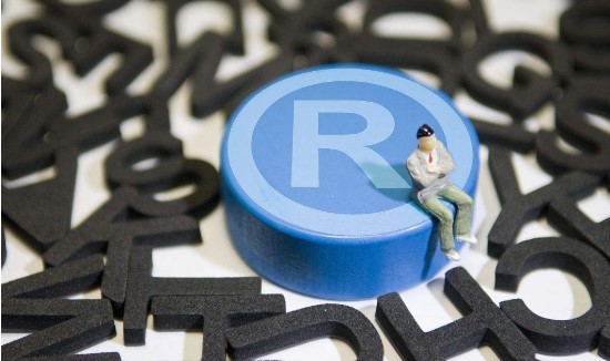 网上代理注册商标可靠吗，收费多少钱？
