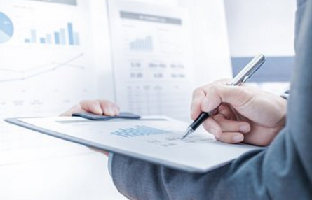 公司年会费用计入什么科目(年会费用会计分录)