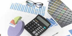 年利率怎么算一年的利息(一万元年利率3.5%一年是多少)