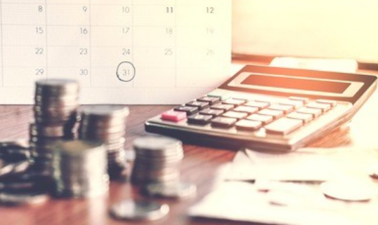理财产品收益怎么计算公式(教你算10万元理财5%一年收益)