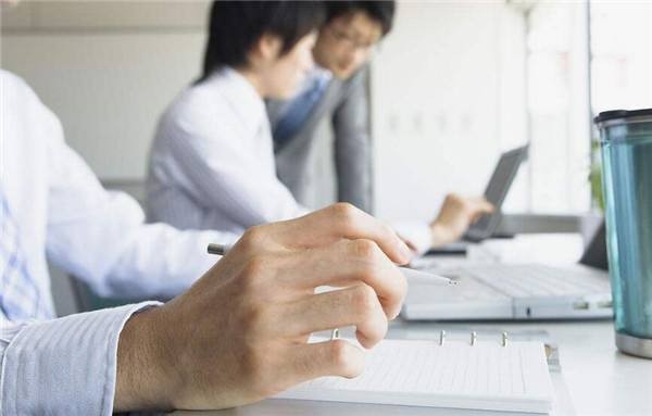 劳务派遣和劳务外包哪个好(劳务派遣和外包是什么意思)